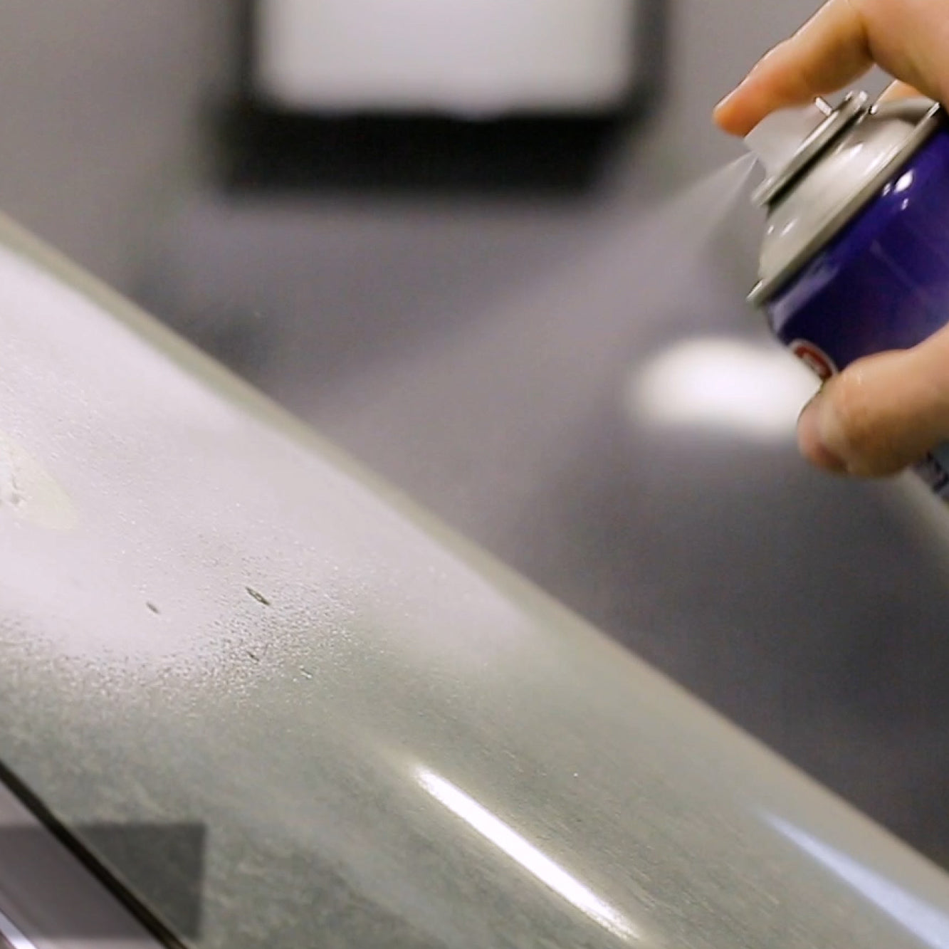 GLASS CLEAN & SHINE - Grease cutting glass cleaner