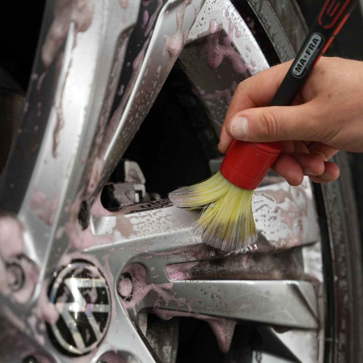 WHEEL FOAM CLEANER - Alkaline wheel cleaner