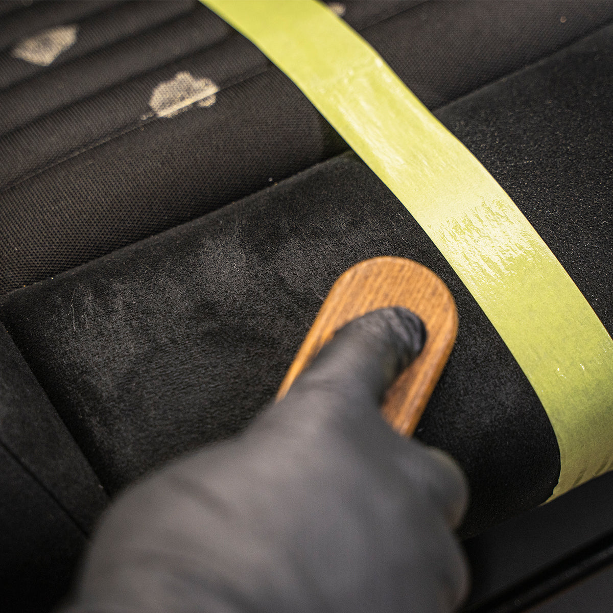 ALCANTARA®  CLEANER - Special delicate formula