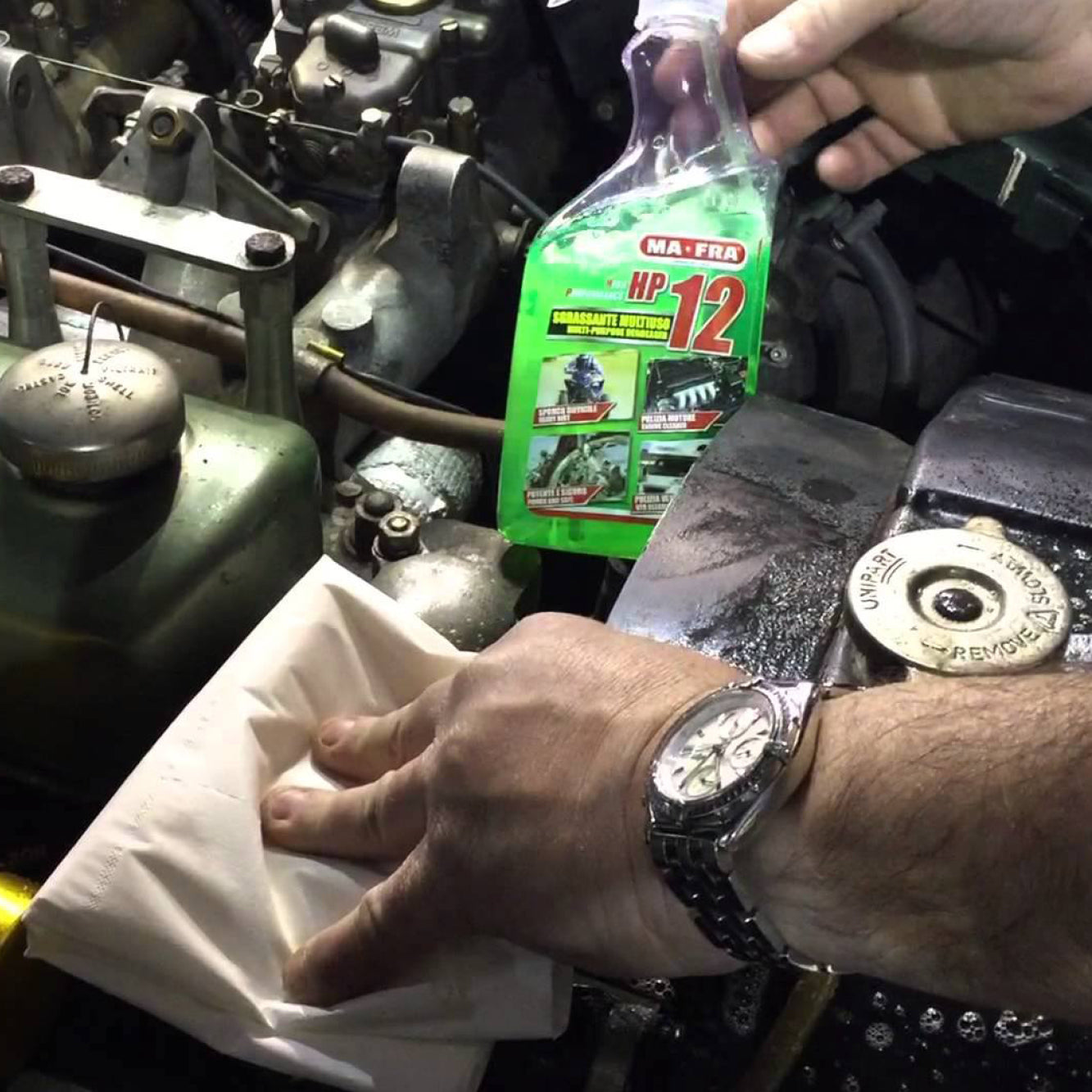 HP 12 - Powerful and safe multi-purpose degreaser